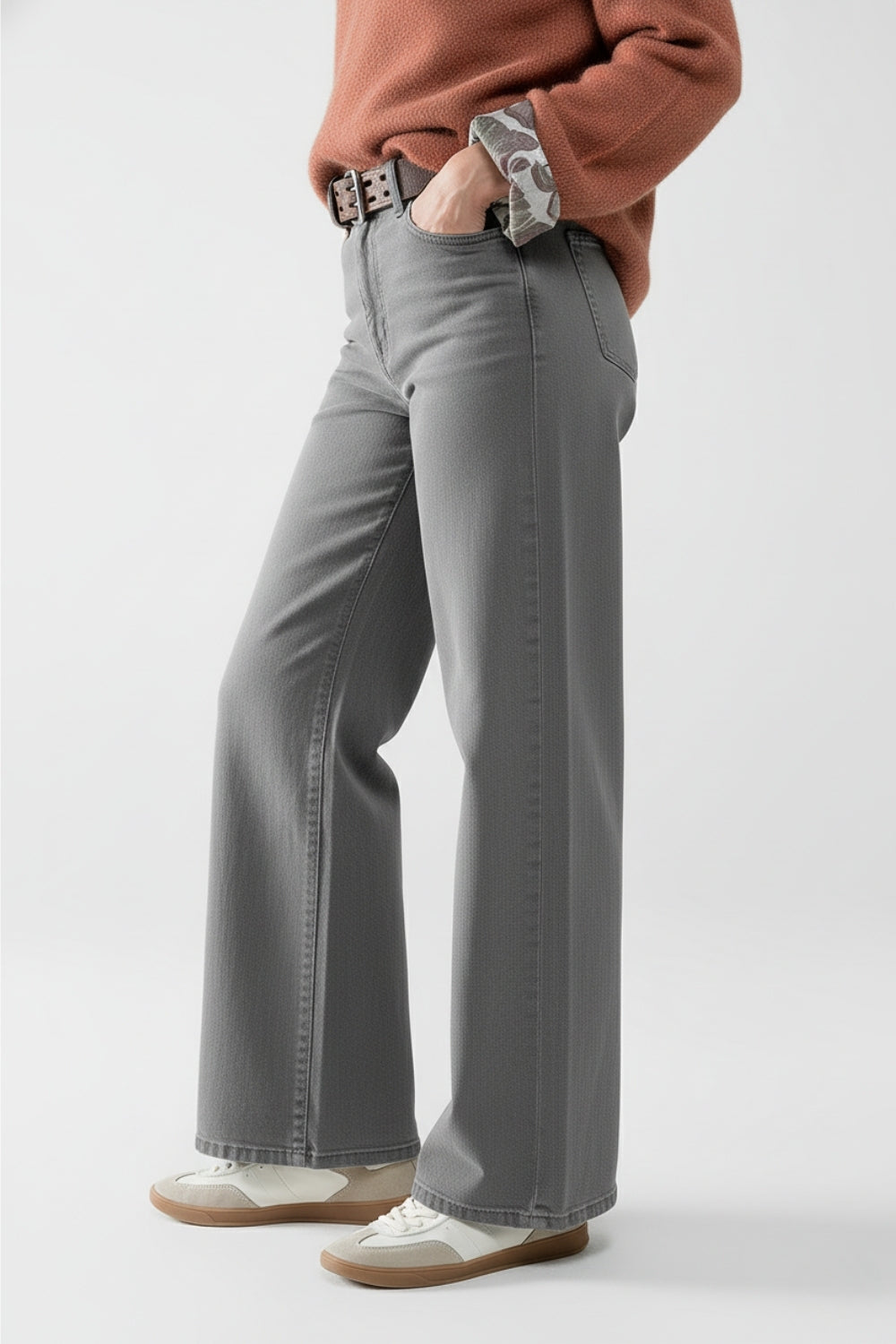 Extra wide leg Pants in washed grey - Coloured Jeans