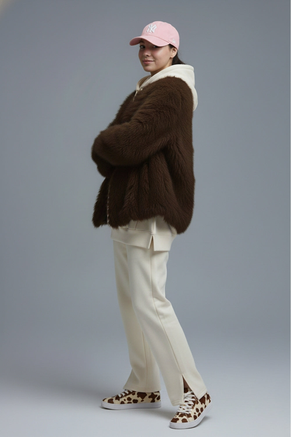 Chic brown Faux Fur Jacket with a wide neck - blazer