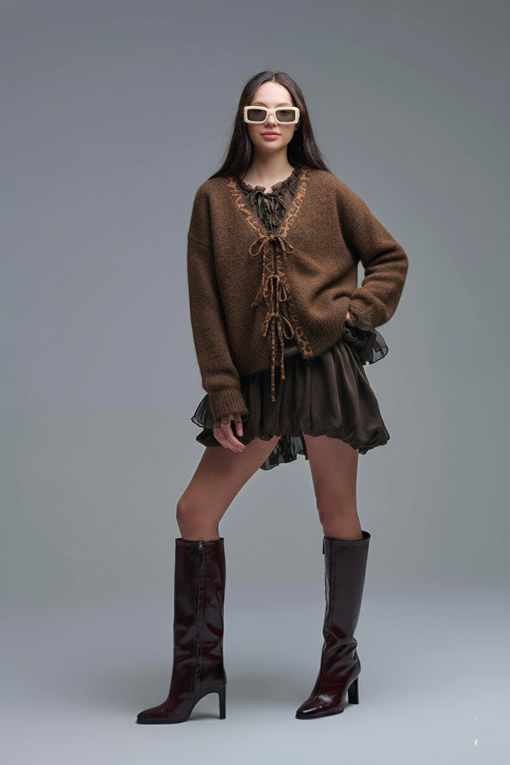 Brown knitted cardigan with leopard embroidered detail