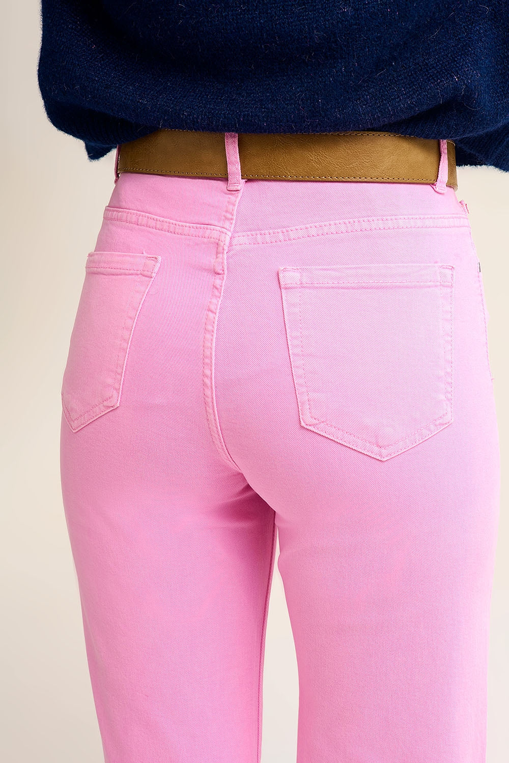 Cropped wide leg jeans in bubblegum pink - Coloured Jeans