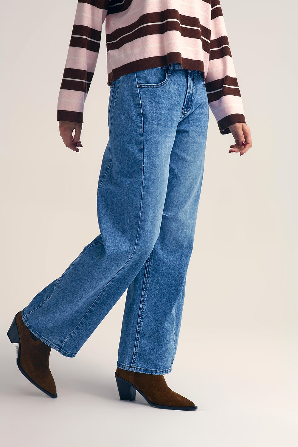 Straight barrel-style jeans with knee stitching detail - Denim