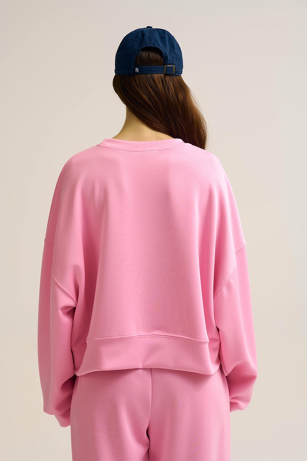 Crew Neck Dropped Shoulder Basic Sweatshirt in Pink - jumper