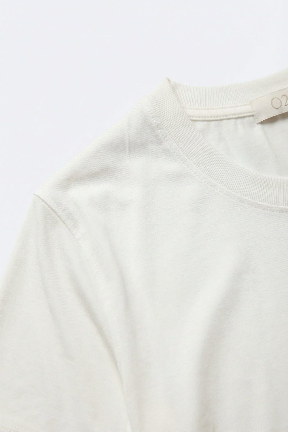White basic Crew Neck Short Sleeve T-shirt in viscose fabric - top