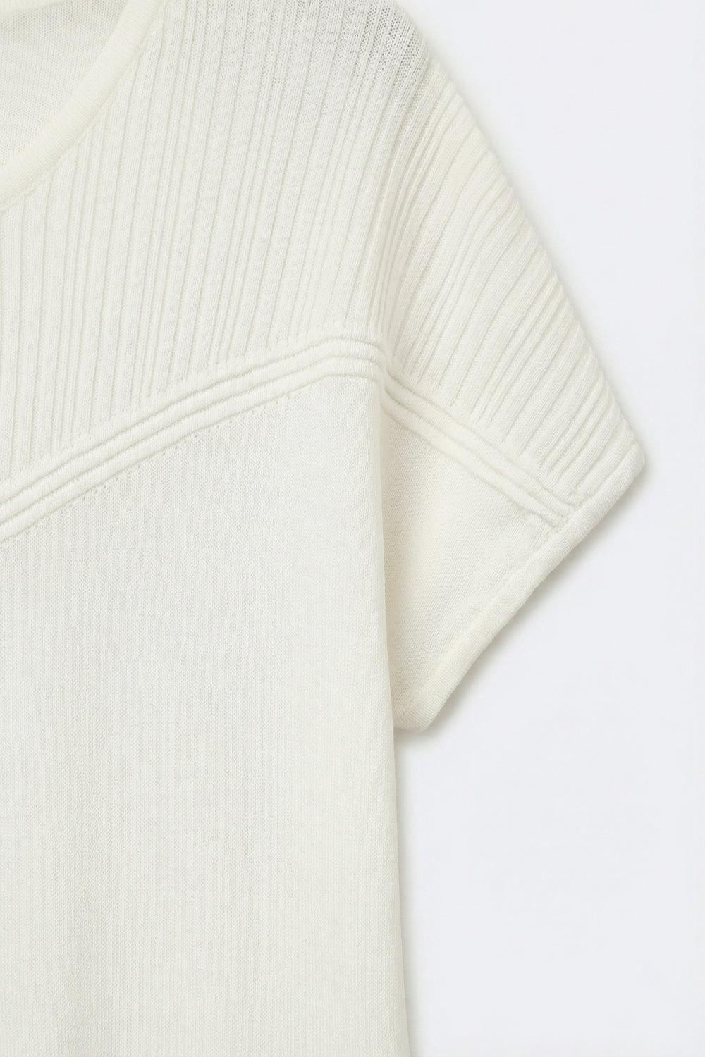 white Knit Short Sleeve sweater with Textured Detail