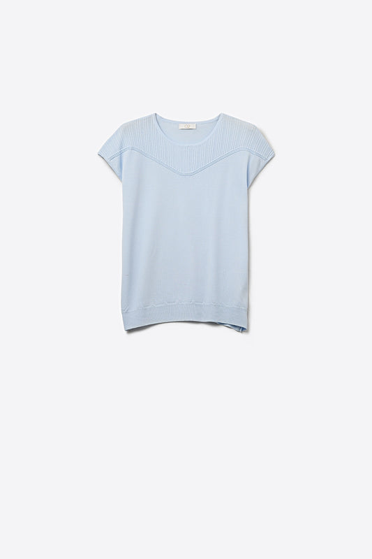 lightweight Knit Sleeveless Relaxed Fit sweater in light blue