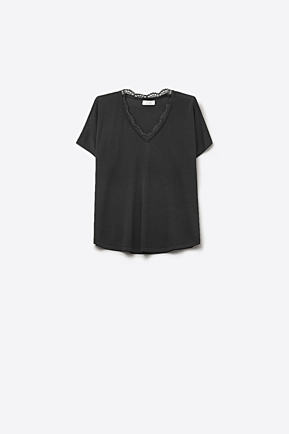 Fine and soft knit sweater with V-neck and lace trim in black