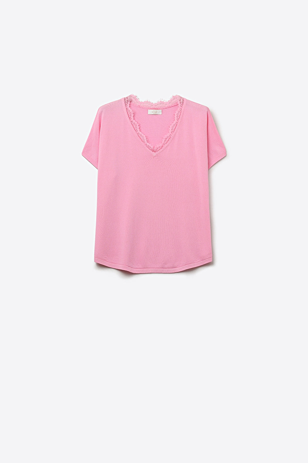 Fine and soft knit sweater with V-neck and lace trim in pink