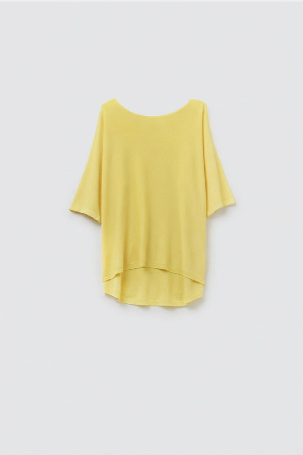 Oversized Yellow sweater with Elbow-Length Sleeves