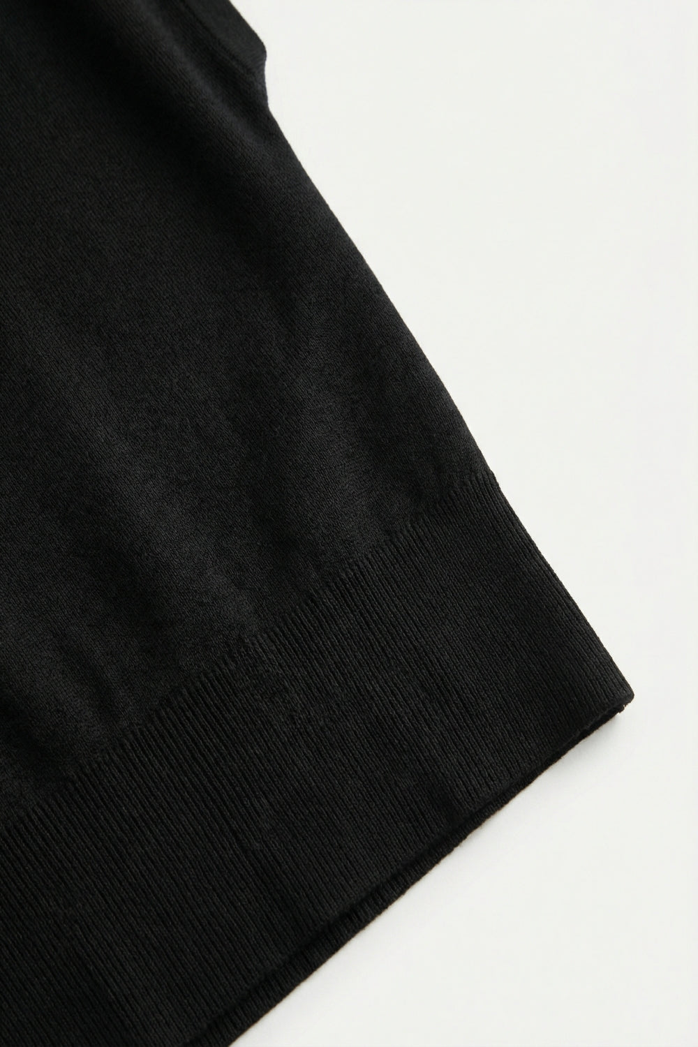 Lightweight Knit sweater with Wide Ribbed Waistband in black - Jumpers