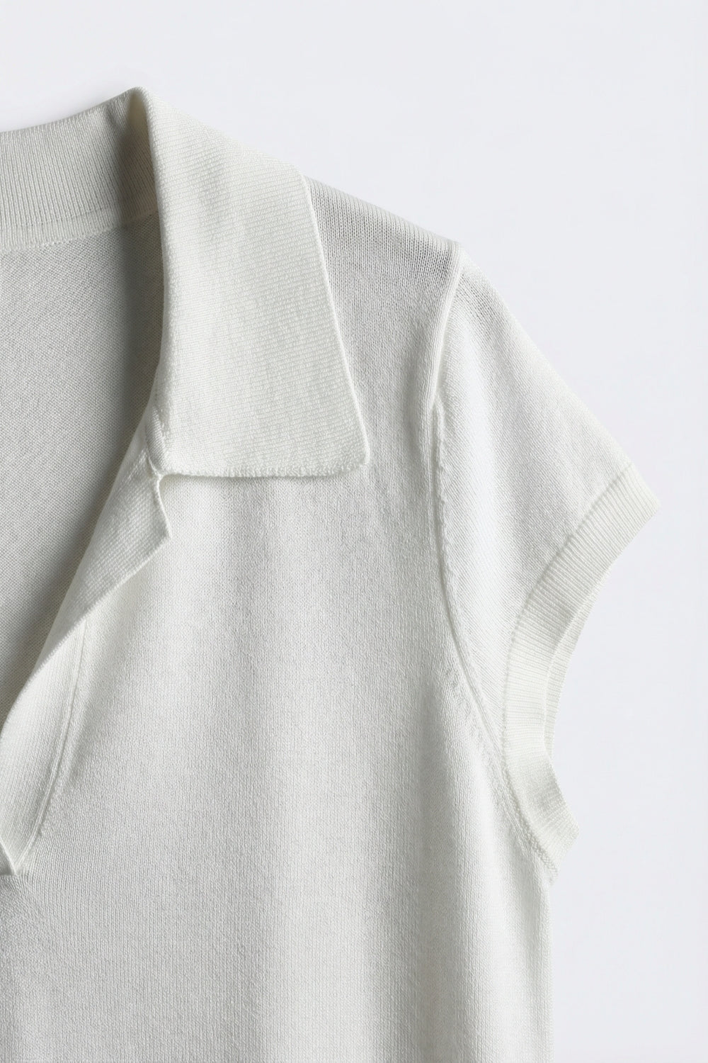 White Relaxed Fit Short Sleeve V-Neck polo - Polos