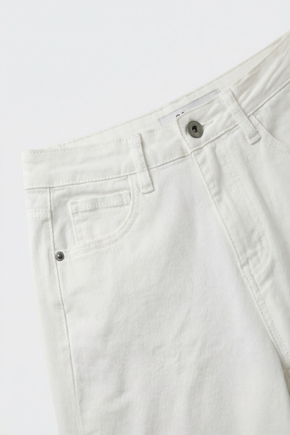 White Relaxed Fit Casual Wide-Leg Pants in Barrel Style - Coloured Jeans