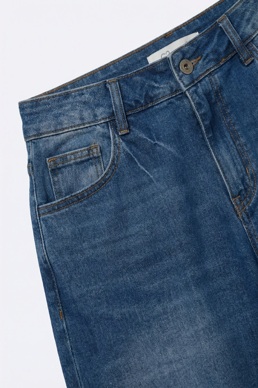 medium wash Barrel jeans with knee seam detail - Denim