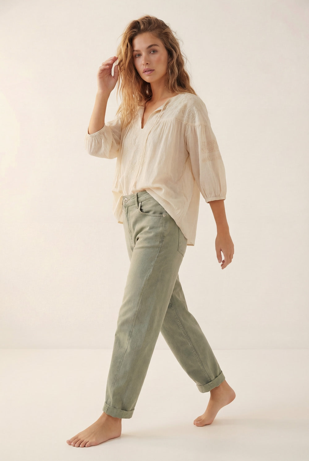 High-Rise Barrel-Leg Pants in Soft khaki color - Coloured Jeans