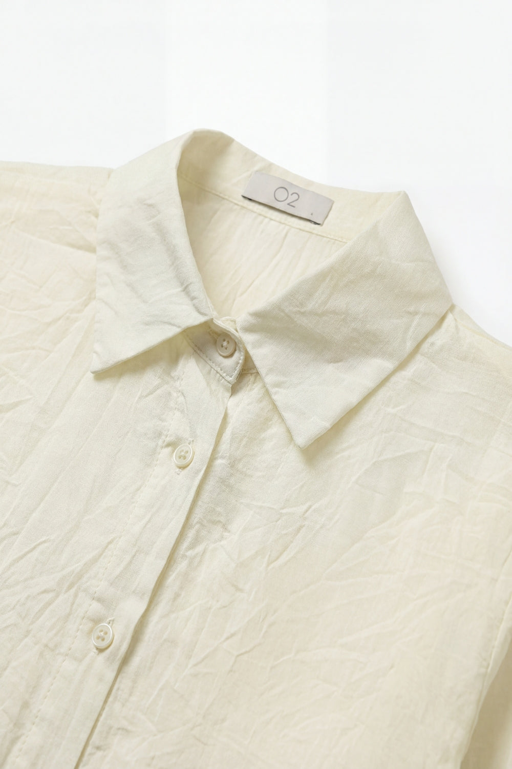 Lightweight Crinkled Shirt with Relaxed Silhouette in cream - Shirts
