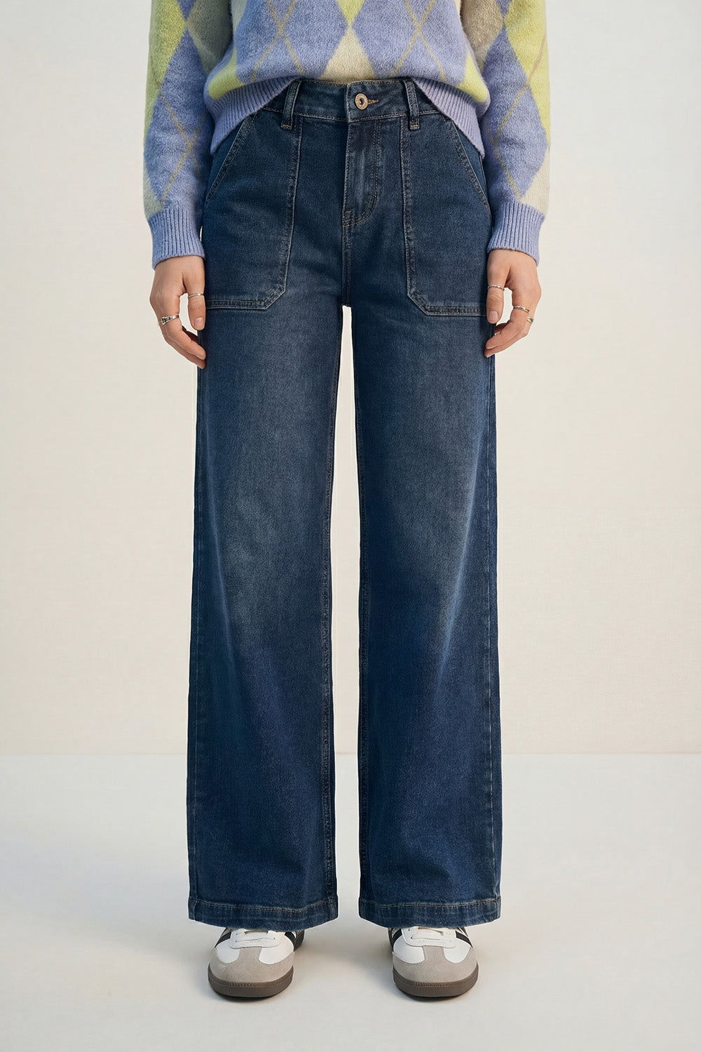 Wide-Leg Denim Jeans with Utility Patch Pockets