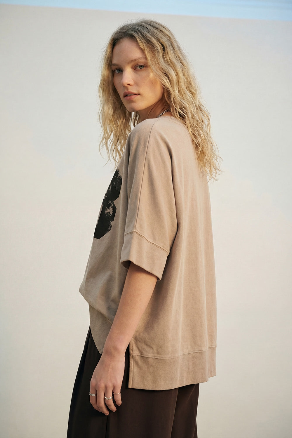 Oversized Cotton sweatshirt with 58 Graphic logo and Side Slits - jumper