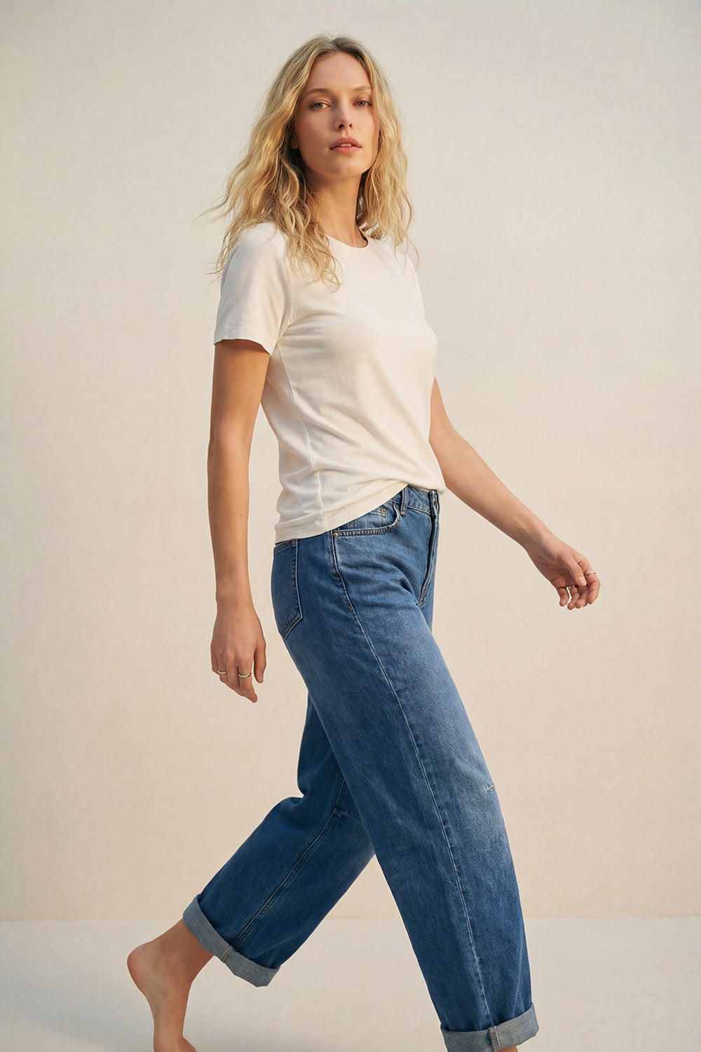 White basic Crew Neck Short Sleeve T-shirt in viscose fabric - top