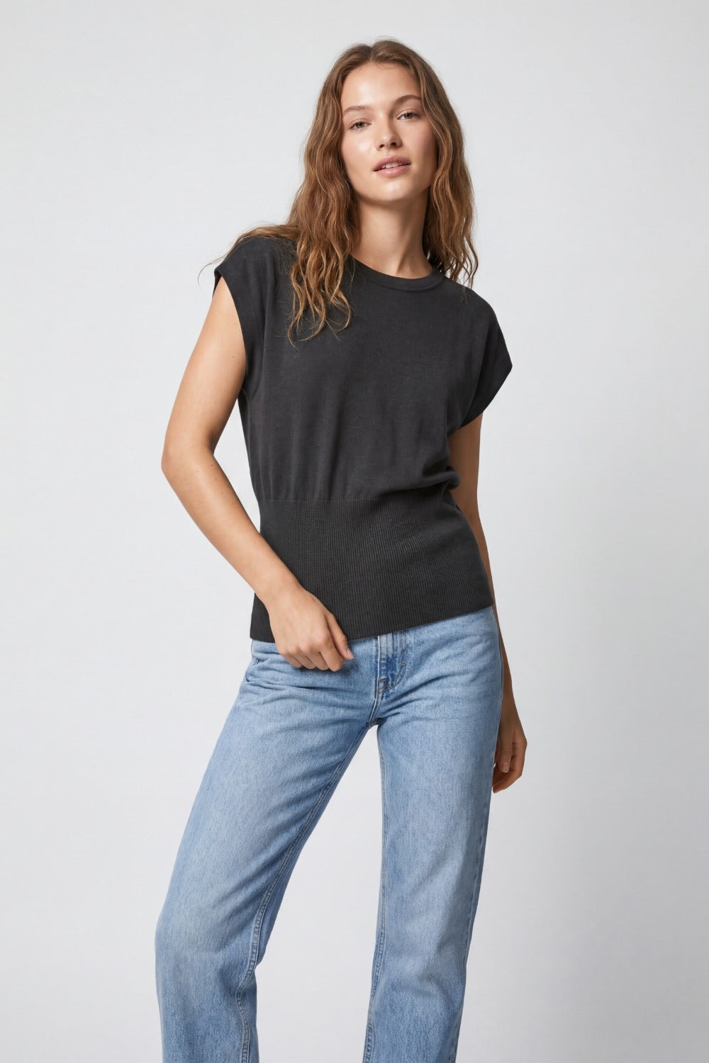 Lightweight Knit sweater with Wide Ribbed Waistband in black - Jumpers