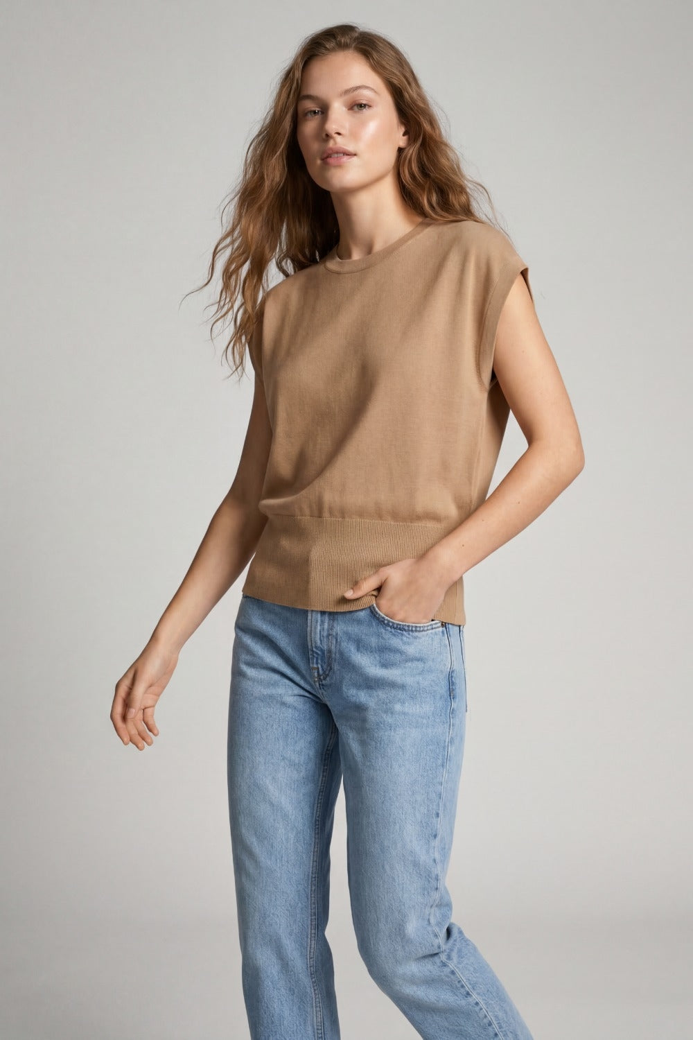 Lightweight Knit sweater with Wide Ribbed Waistband in camel - Jumpers