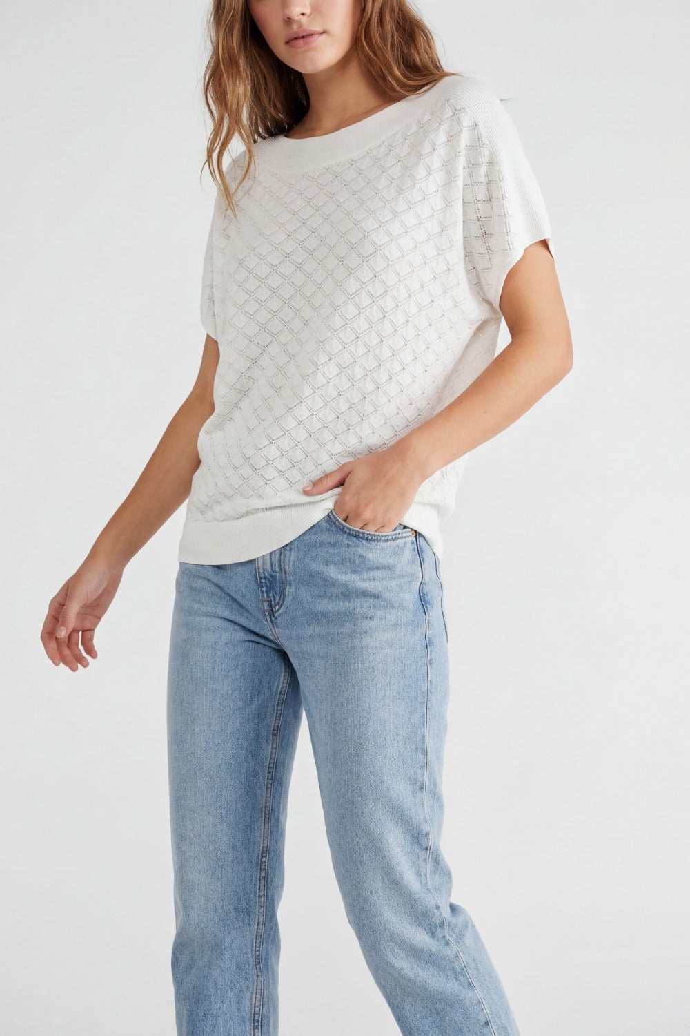 White Textured Knit Sweater with Diamond Pattern