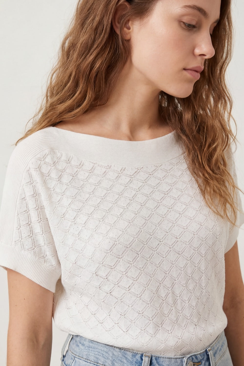 White Textured Knit Sweater with Diamond Pattern