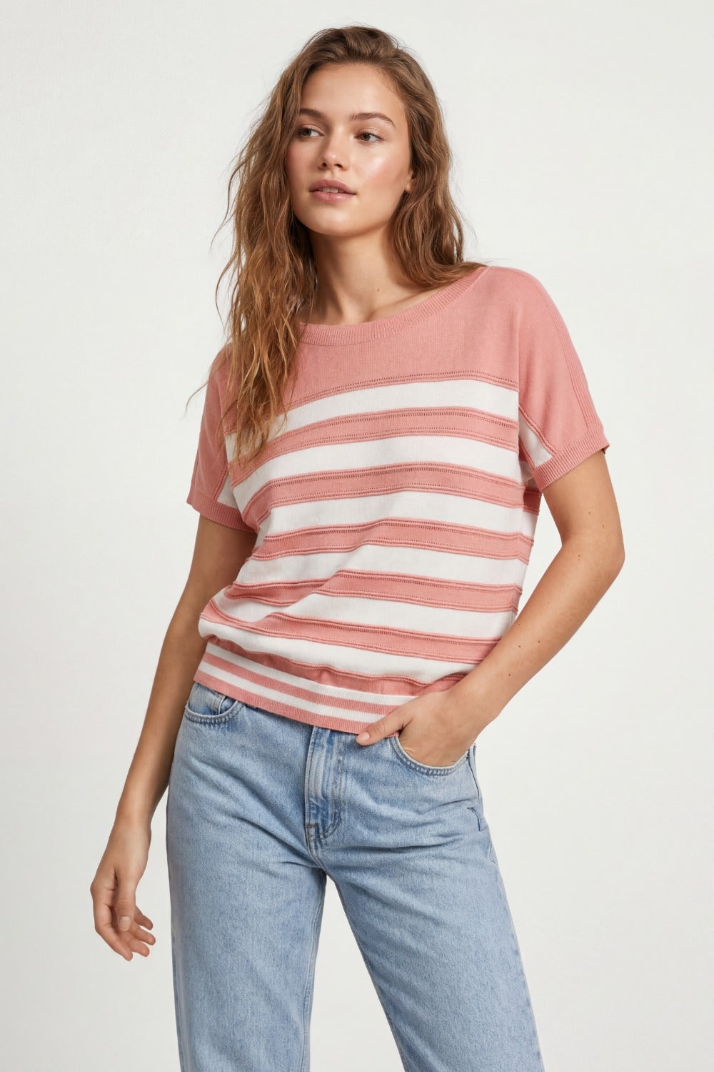 Striped fine Knit Short Sleeve sweater in pink