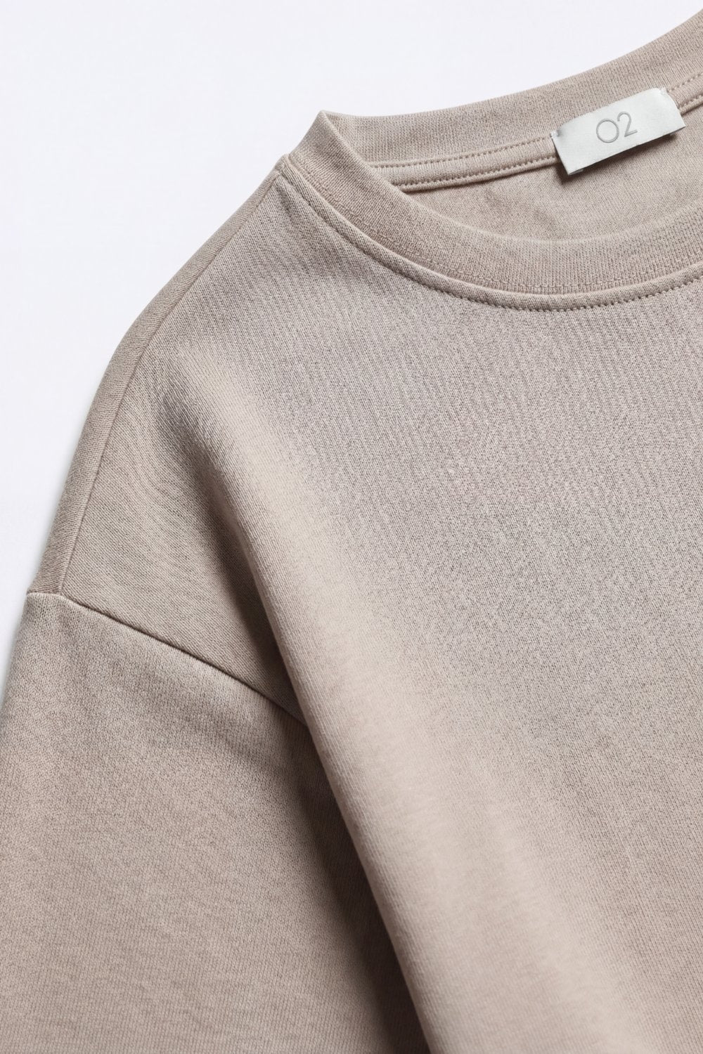 Relaxed Fit Short Sleeve Crewneck sweatshirt in beige -