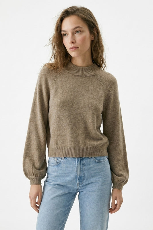 Beige Chunky Knit Sweater with Balloon Sleeves