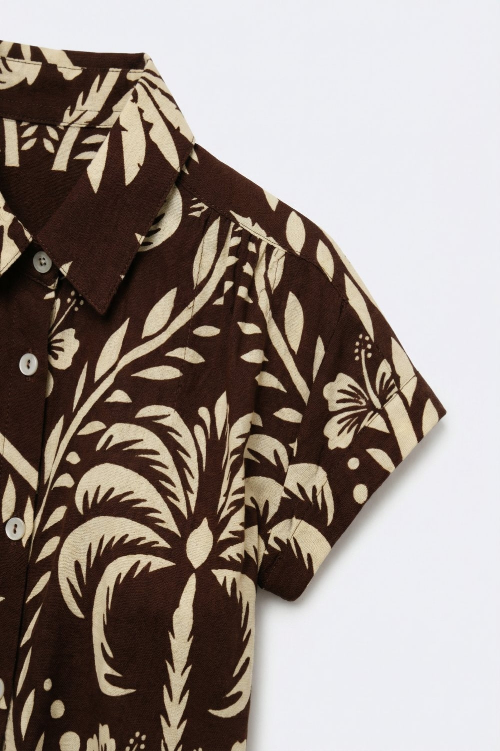 Brown Tropical Print Short Sleeve Button-Up shirt - Shirts