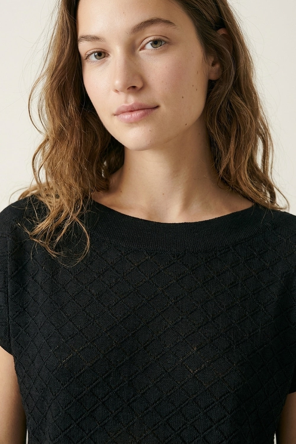Black Textured Knit Short Sleeve Sweater Top