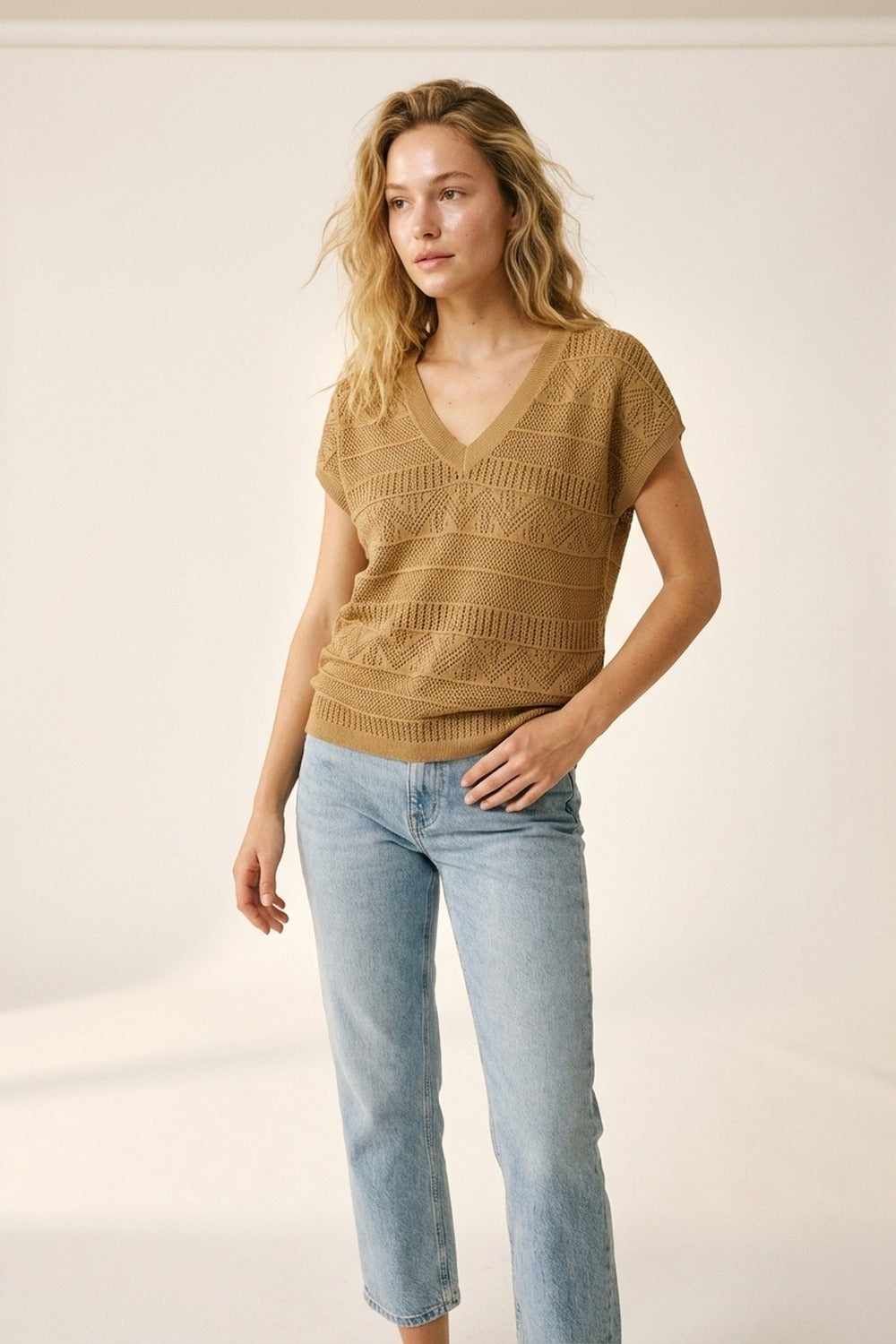 Camel Knit V-Neck Short Sleeve Sweater Vest