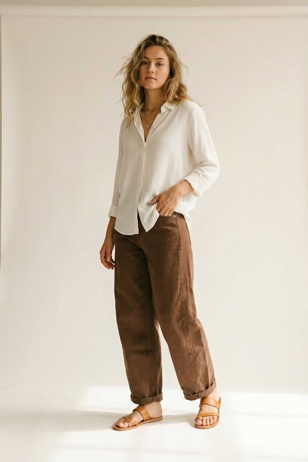 Brown Wide-Leg Cotton Twill Pants with Pockets in Barrel Style - Coloured Jeans