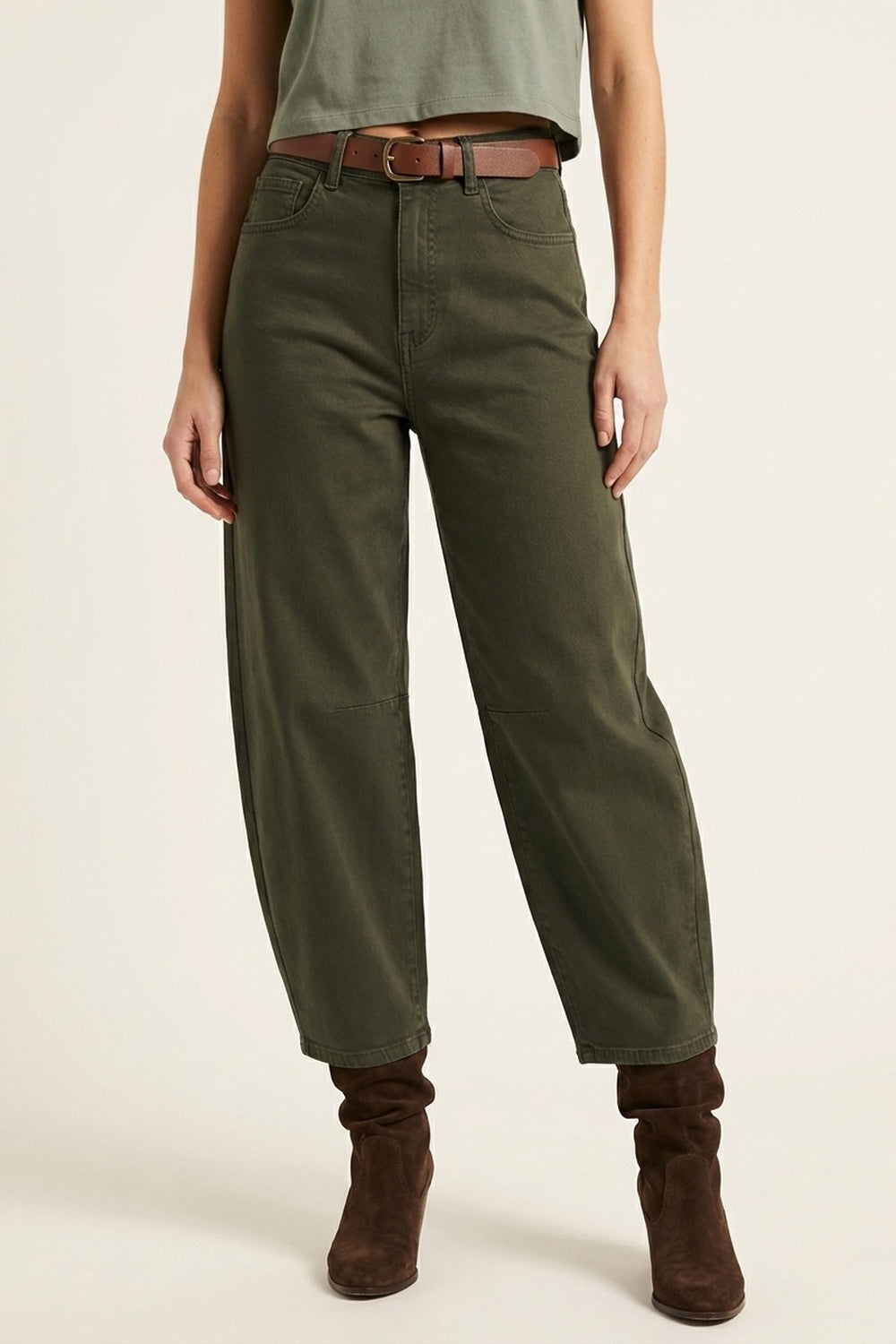 Comfortable stretch jeans with barrel leg in dark green