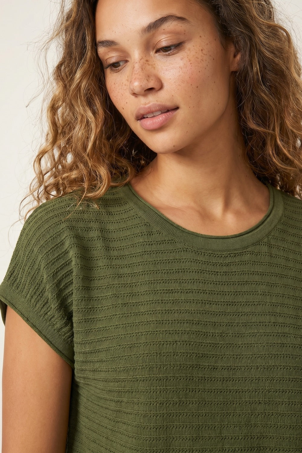 Ribbed knitted Short Sleeve sweater in olive green