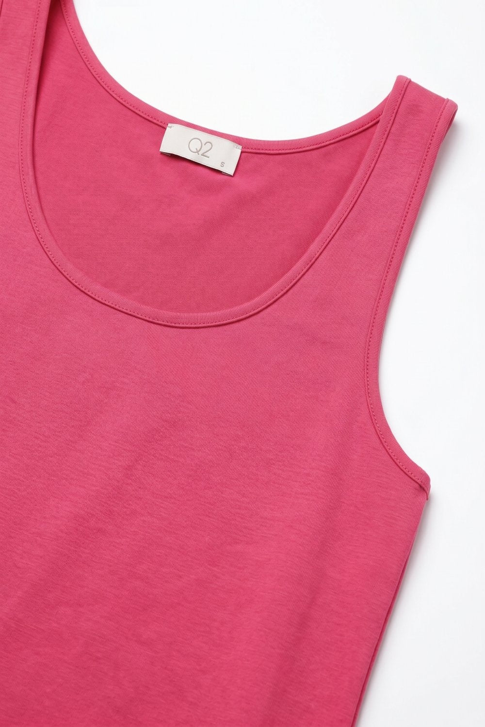 Fuchsia Satin Regular Fit Scoop Neck Sleeveless Tank Top - top