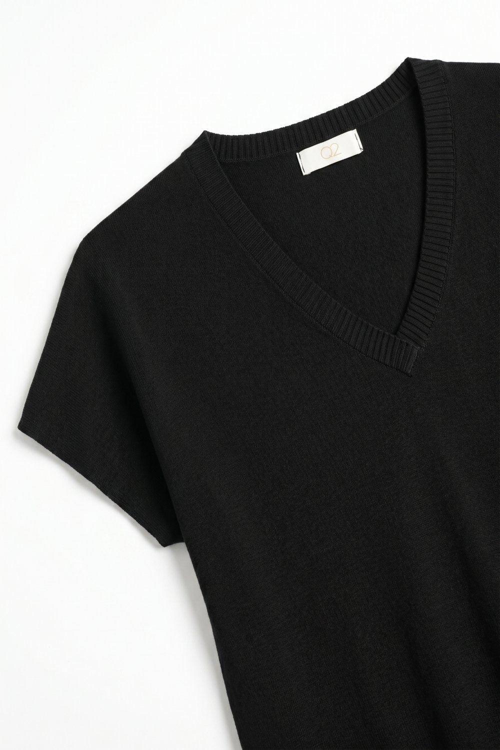 Black Fine Knit V-Neck Sweater with Short Sleeves