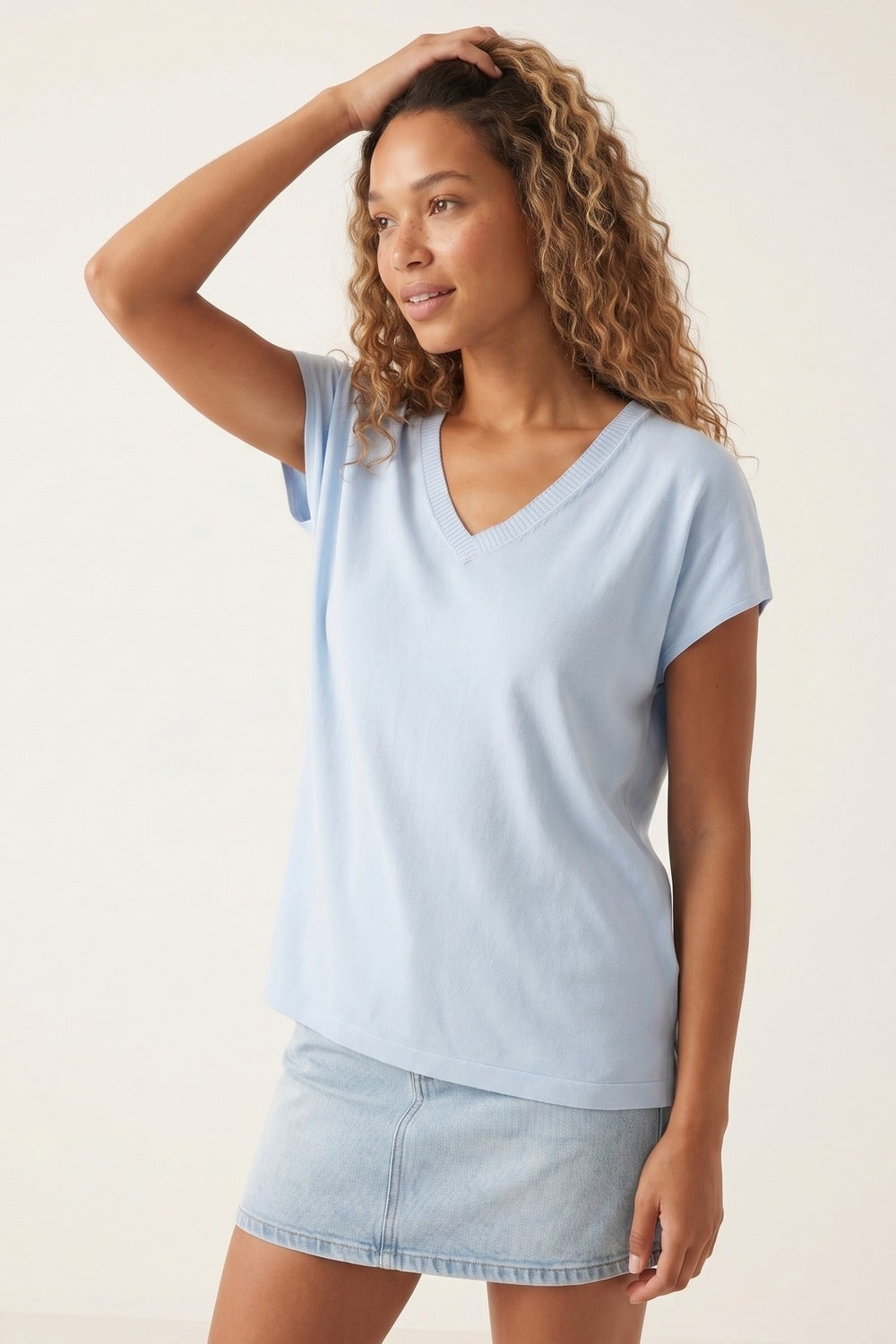 Light Blue V-Neck Relaxed Fit Knitted sweater