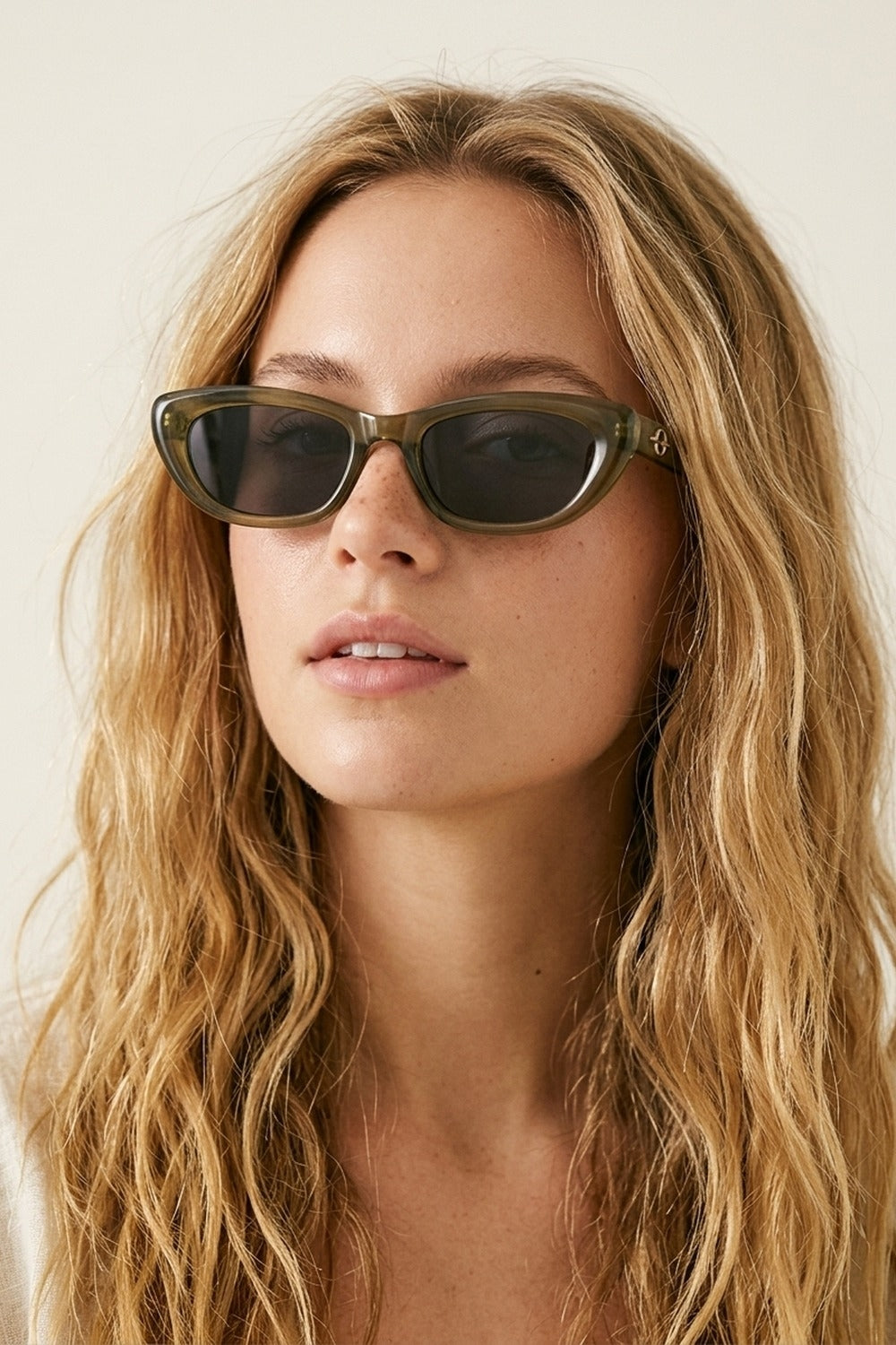 Olive Translucent Oval Frame Chunky Cat Eye Sunglasses
