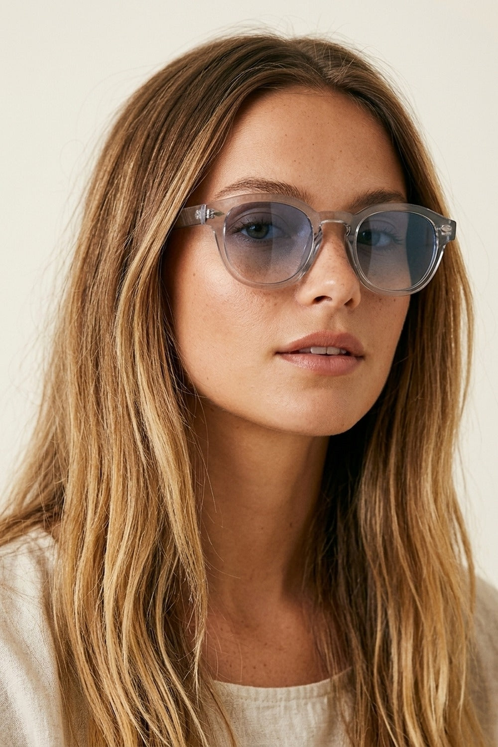 Clear Round Sunglasses With BabyPink Gradient Lense