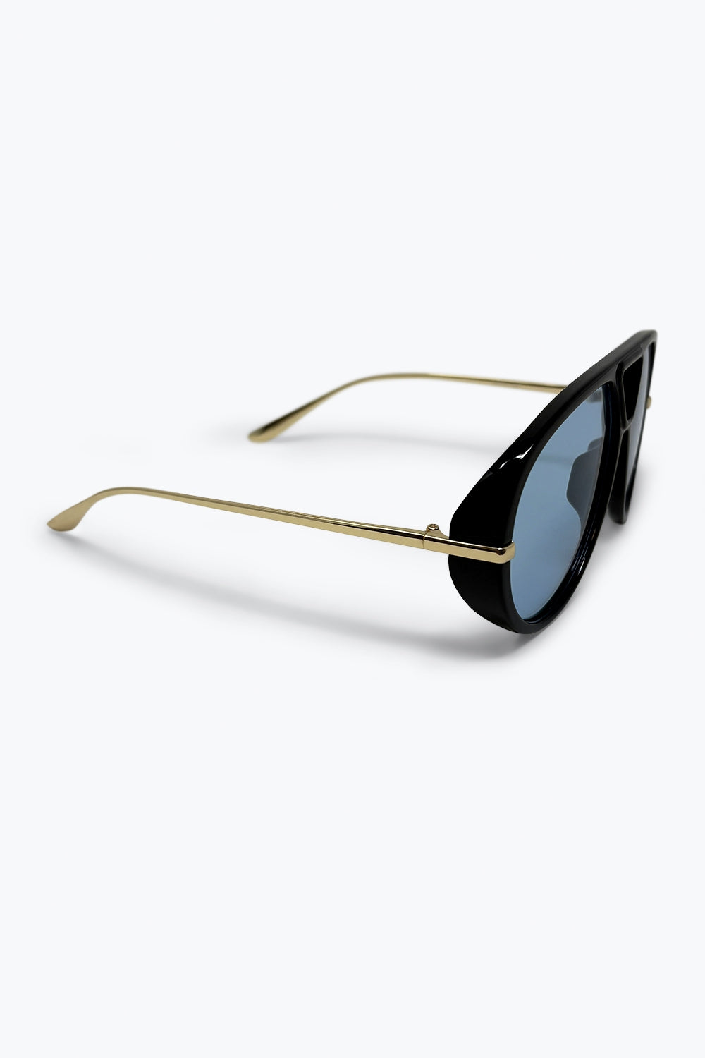 Black Oversize Aviator Frame Blue Gradient Lens Sunglasses