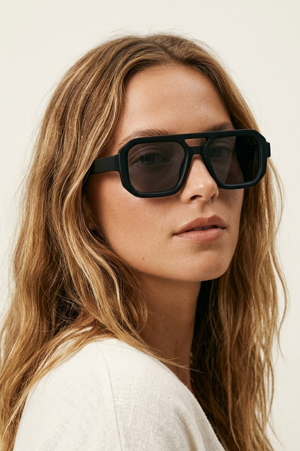 Black Oversize Geometric Frame Thick Temple Urban Sunglasses