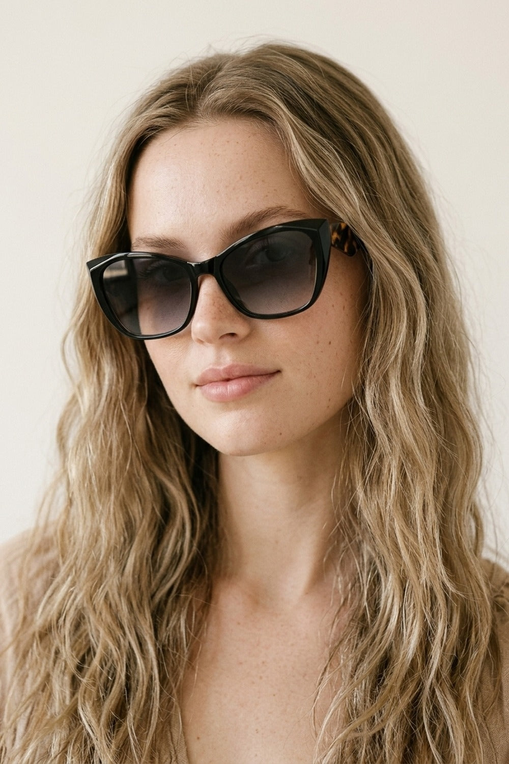 Black Cat Eye Thick Frame Gradient Lens Sunglasses