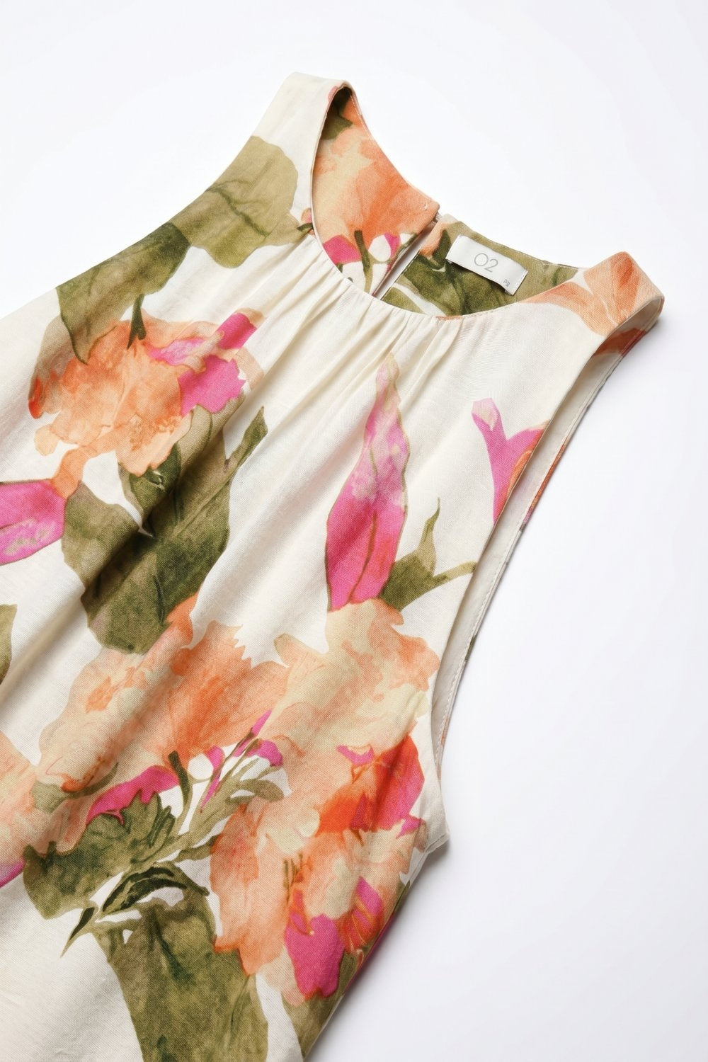 Sleeveless light woven maxi dress with a cream floral print in a relaxed fit - dress