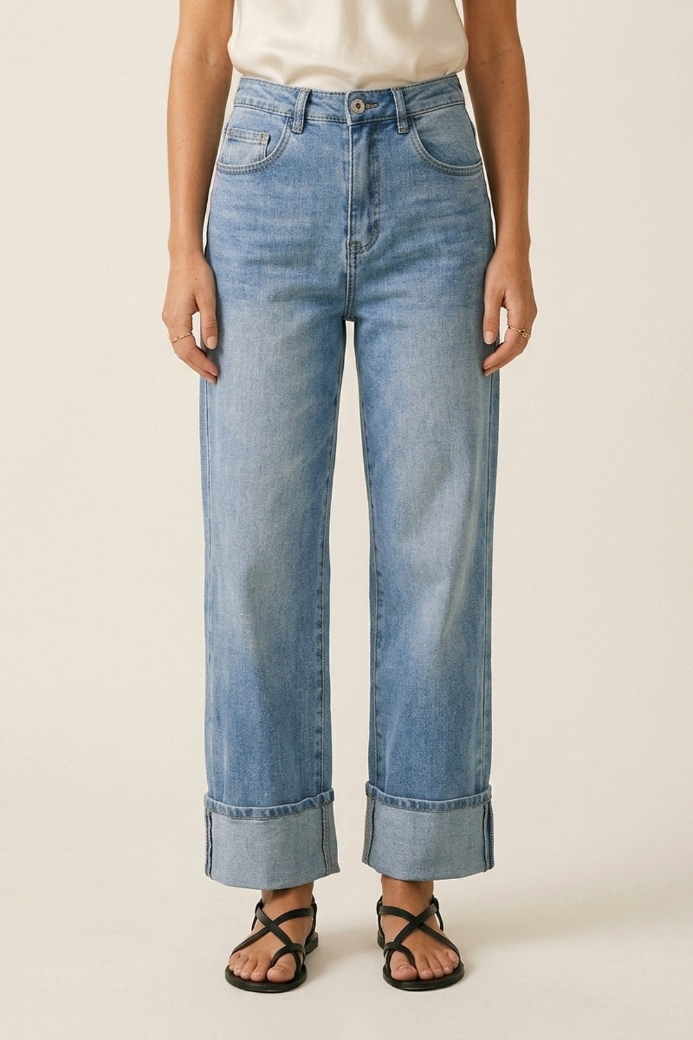 Light Blue Denim Jeans with Pink Back Pockets in strass - Denim
