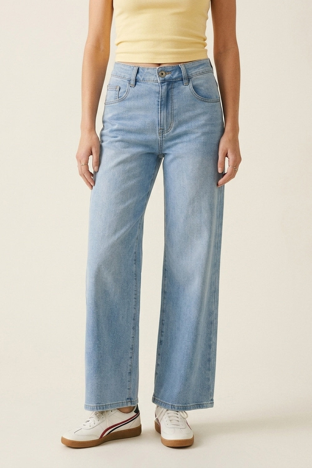 Light Blue Wide-Leg Denim Jeans with back pockets in strass pink - Denim