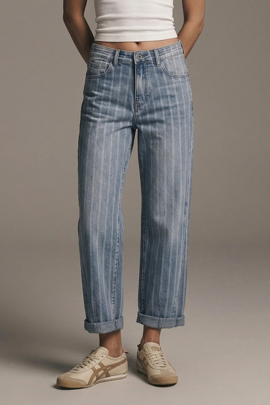 Stripe Design stretch Denim mom Leg Jeans in medium wash - Denim