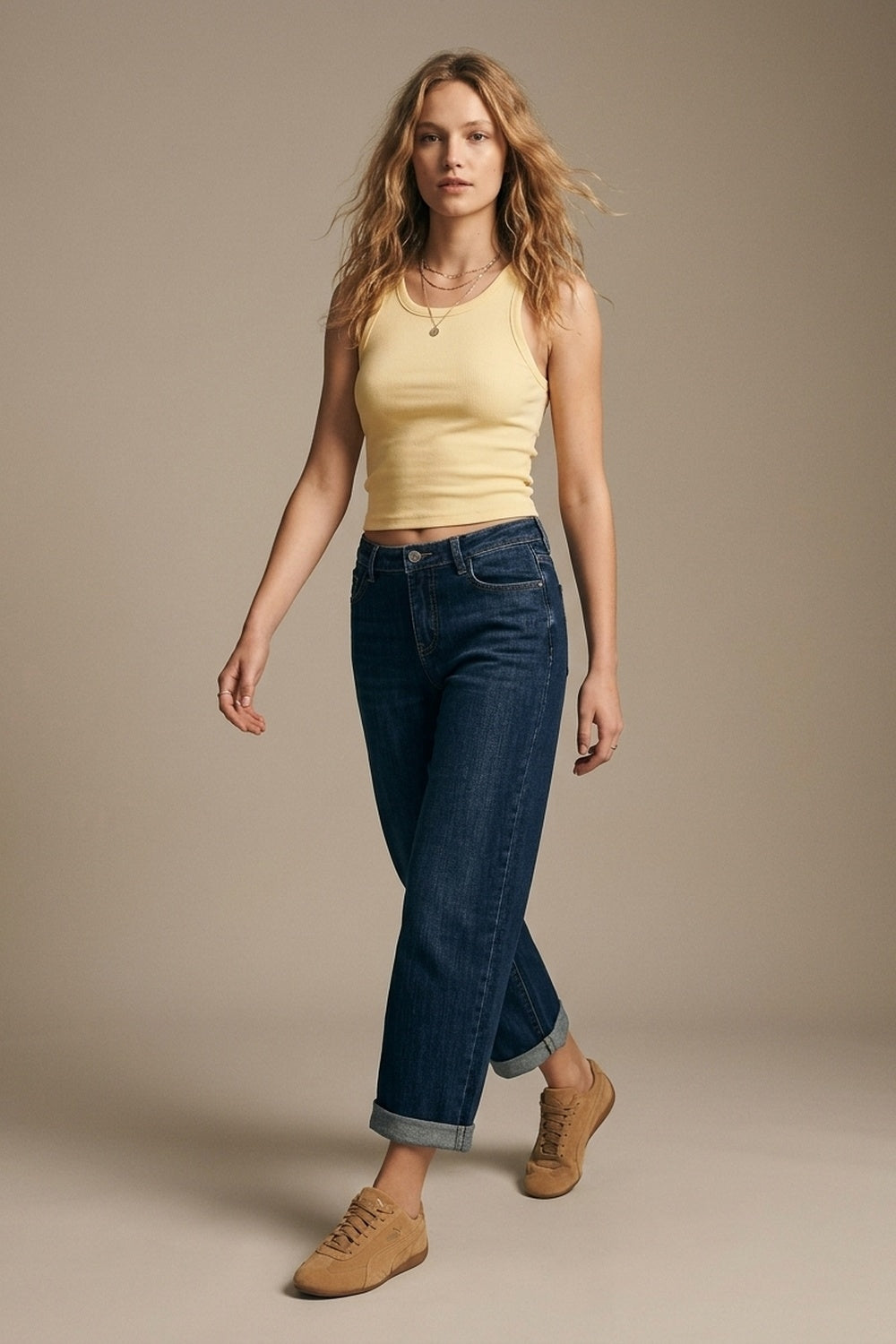 Blue Dark Wash mom jeans with Wide Leg and ankle length - Denim