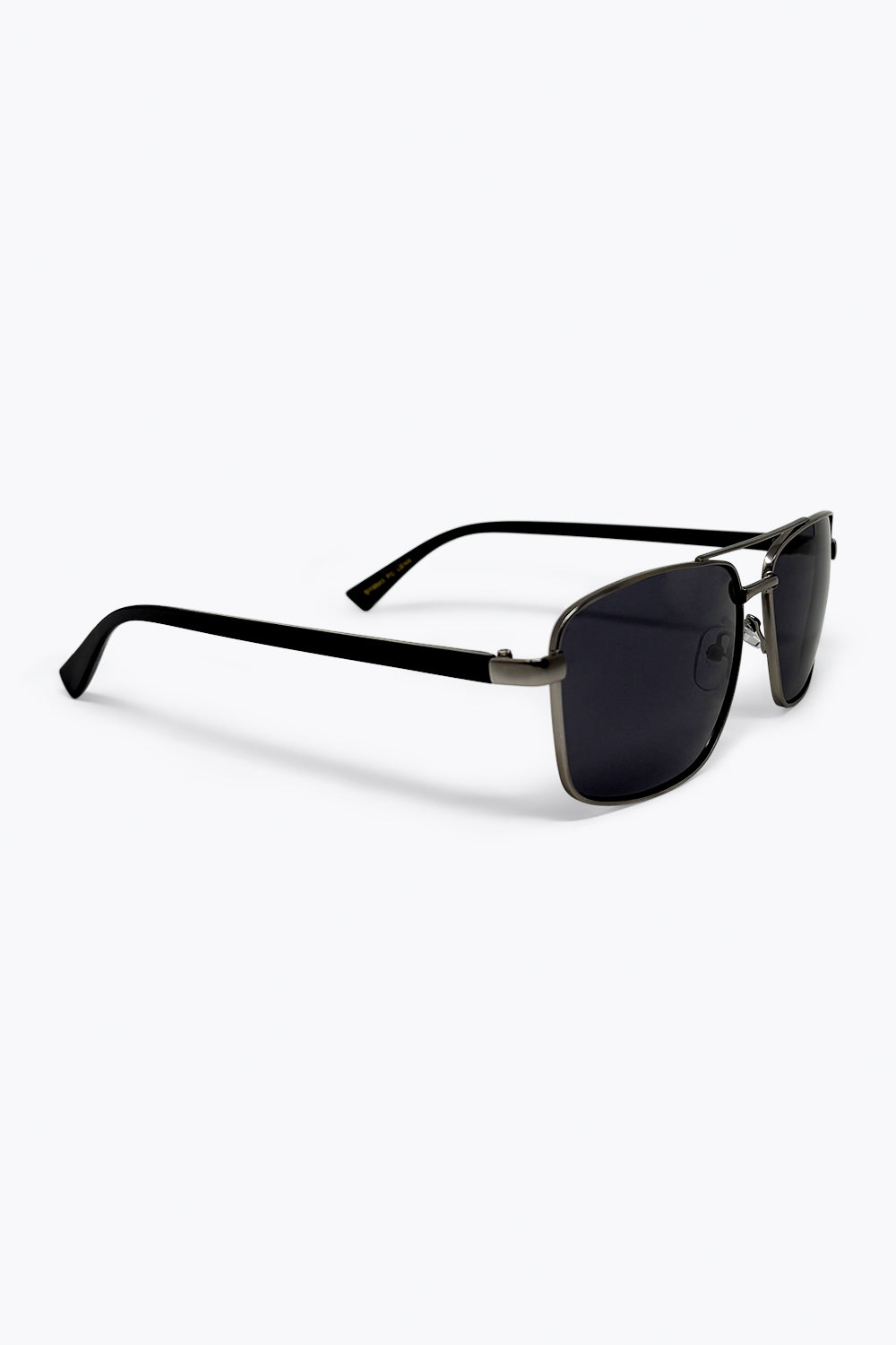 Square Aviator Sunglasses with Metal Frame in silver color