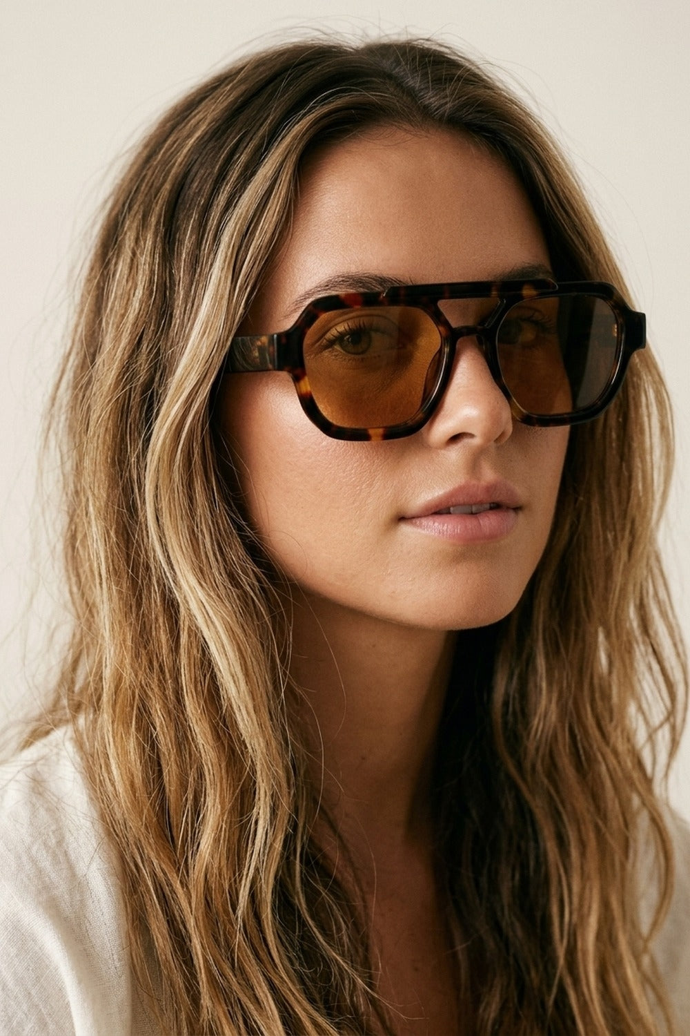 Multicolor Tortoiseshell Acrylic Cutout Bridge Oversize Sunglasses