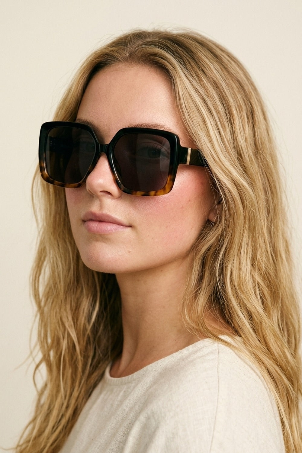 Brown Tortoiseshell Oversize Square Frame Sunglasses With Black Gradient Lenses